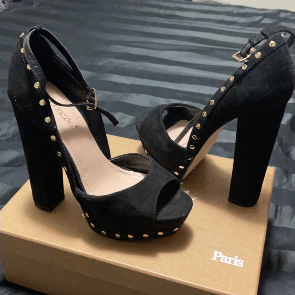 Shoedazzle Never Worn heels size 6.5